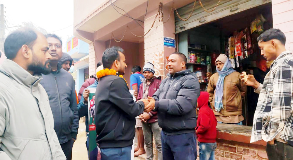 पिपरामा १४ मा उज्यालो पार्टीका उम्मेदवार सिंह घरदैलो