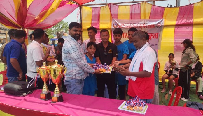 पर्सामा १६औं राष्ट्रपति रनिङ्ग शिल्ड सम्पन्न, ठोरी प्रथम र पर्सागढी दाेस्राे